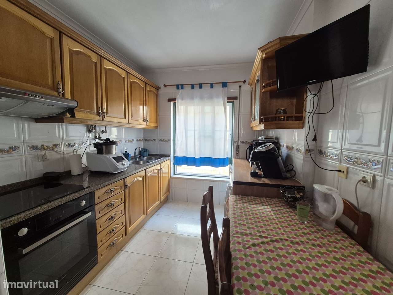 Apartamento T2 com Parqueamento e Arrecadação - Grande imagem: 5/29