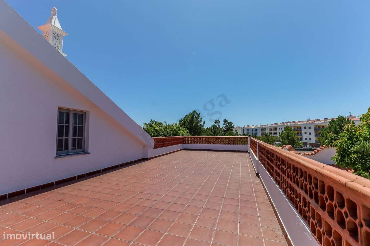 Moradia T3 para venda em Vila Nova de Santo André-38