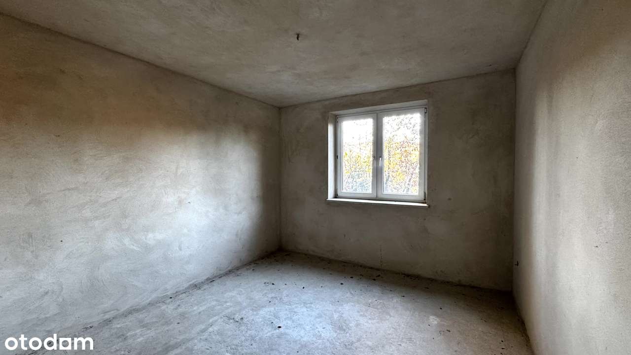 Dom z muminkową wieżą 330m2 wkoło las blisko rzeka BRENNA CENTRUM-17