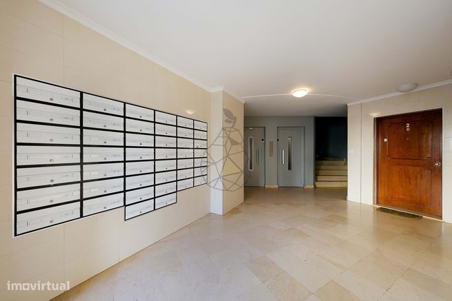 Penthouse T2 com terraço e vista panorâmica na Pedra Mourinha em Porti-44