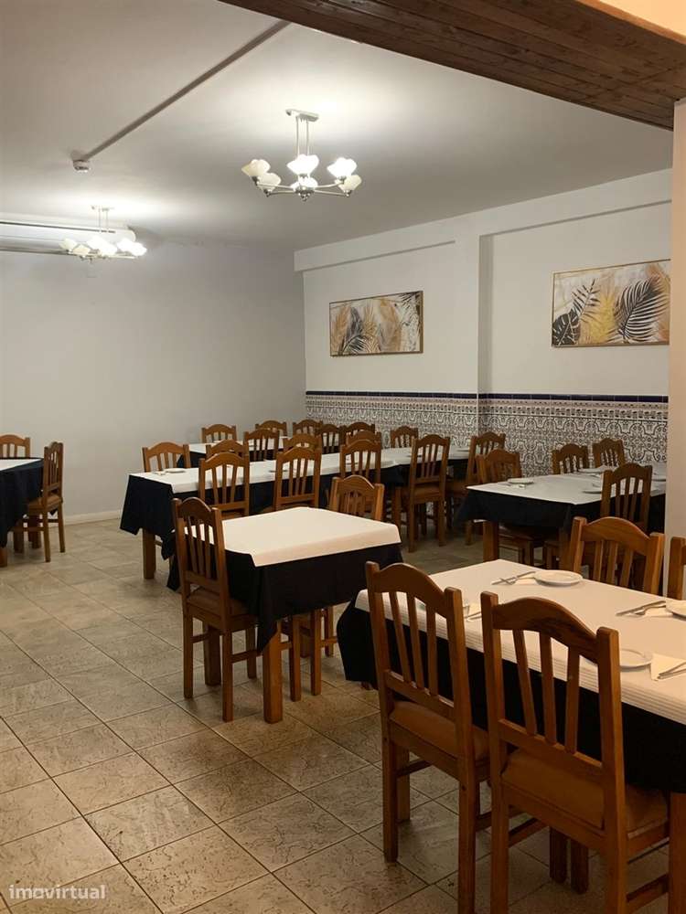 Moradia (Possibilidade) em Estômbar-18