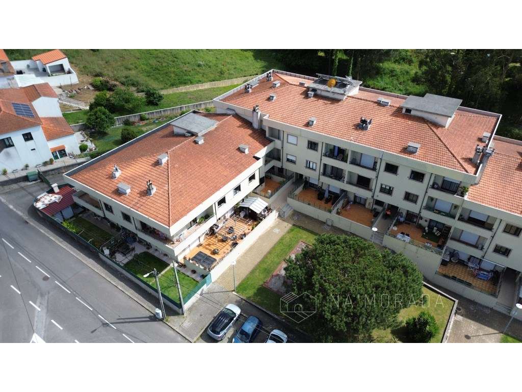 Apartamento T2 renovado, vendido totalmente mobilado e equipado em ...-31