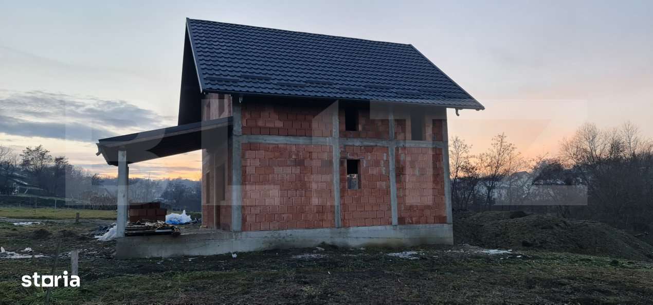 Casa individuala la rosu, loc. Ipotesti - Imagine principală: 3/3