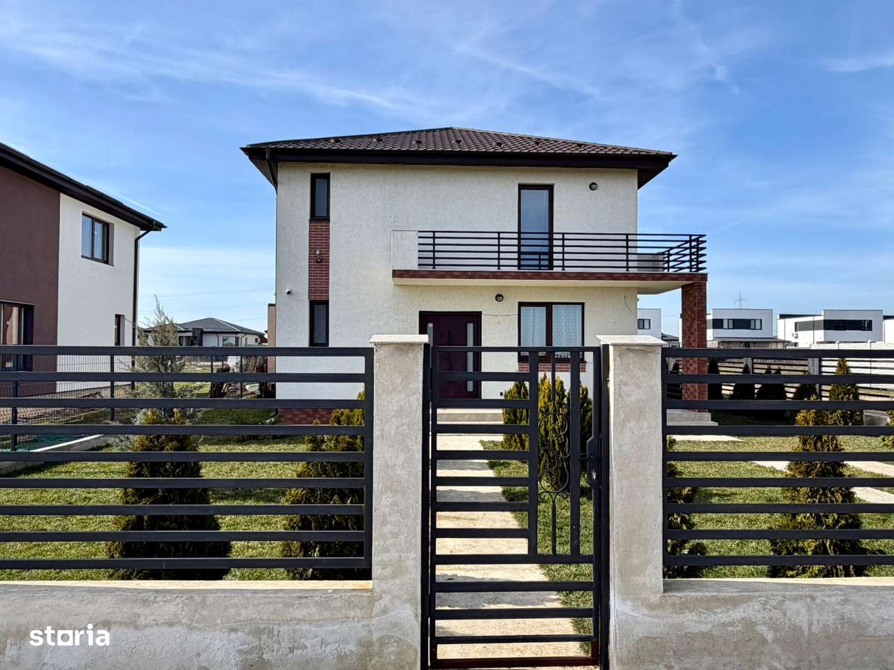 Casă nouă de vânzare | individuală - 4 Camere - Berceni Ilfov | 420 mp-1