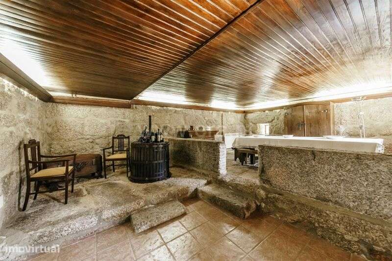 Moradia Isolada T7 / Covilhã, Teixoso - Grande imagem: 3/20