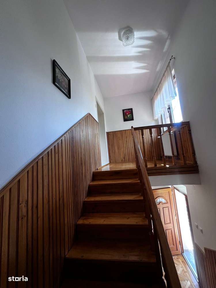 Casă de vânzare în Covasna - complet renovată, mobilată și utilată!-7