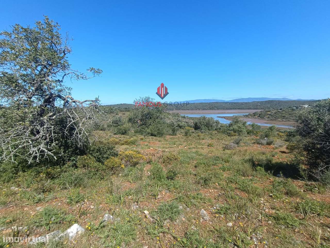 Quinta com 9 Hectares , junto ao rio Arade excelente investimento-45