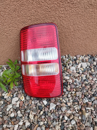 Lampa Tylna lewa VW Caddy III kompletna oryginał - 2