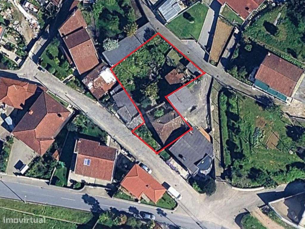 Terreno com casa para restaurar-23