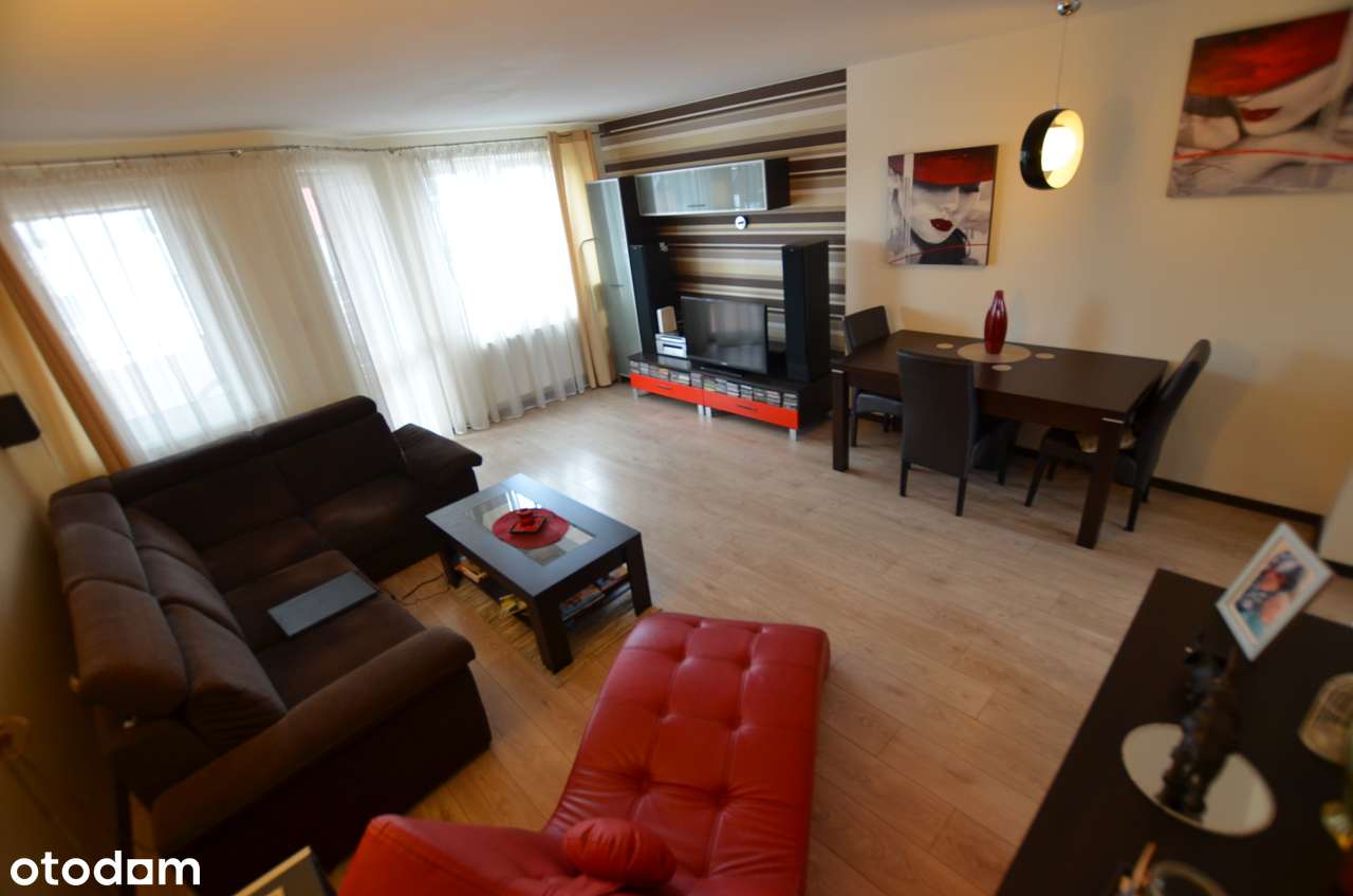 Przestronne mieszkanie na Zalesiu-6