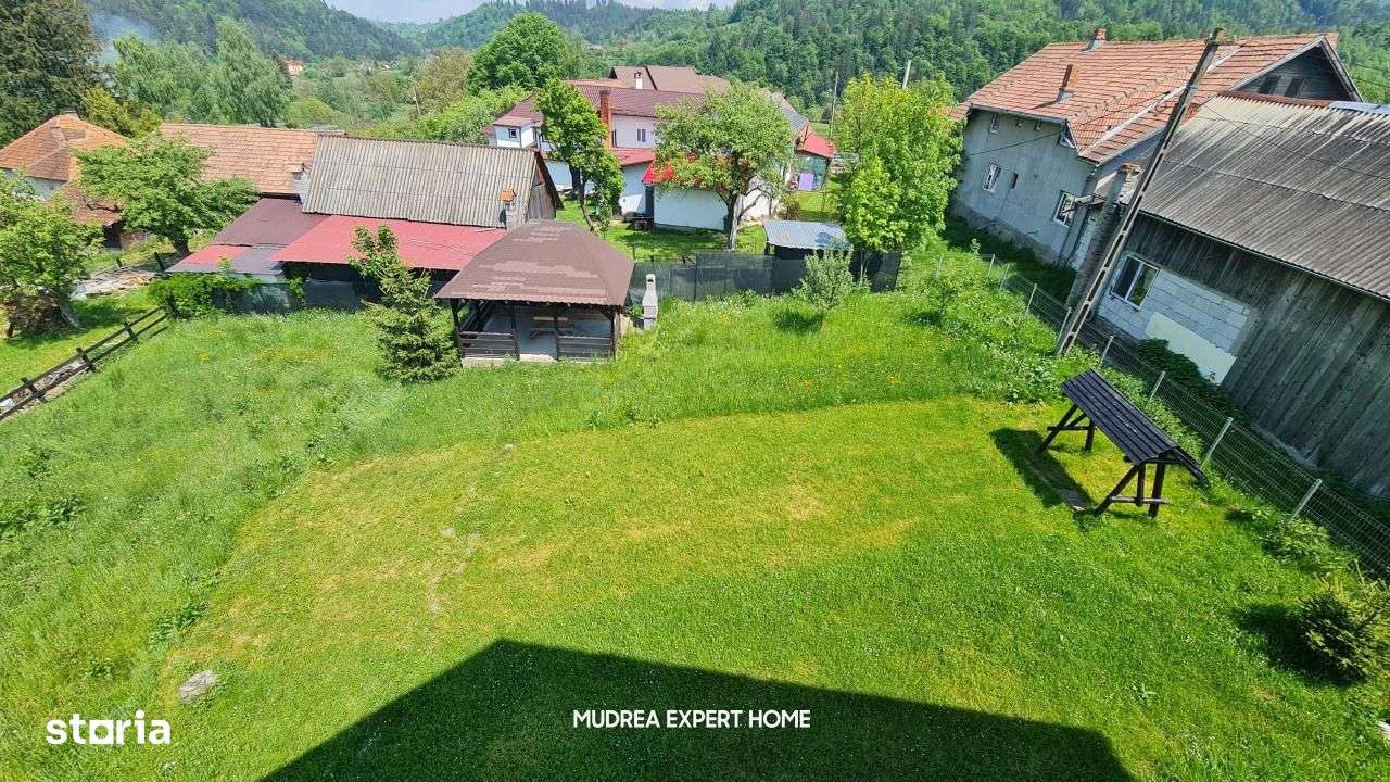 Nou | Vila-Hotel-Pensiune | 12 Camere | Bran-Moieciu - Imagine principală: 4/18