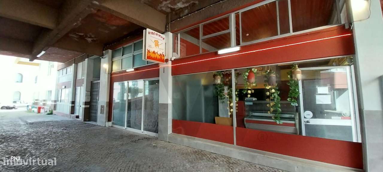 ️ Churrasqueira Take Away + Apartamento T0 na Zona Ribeirinha Frente - Grande imagem: 5/33