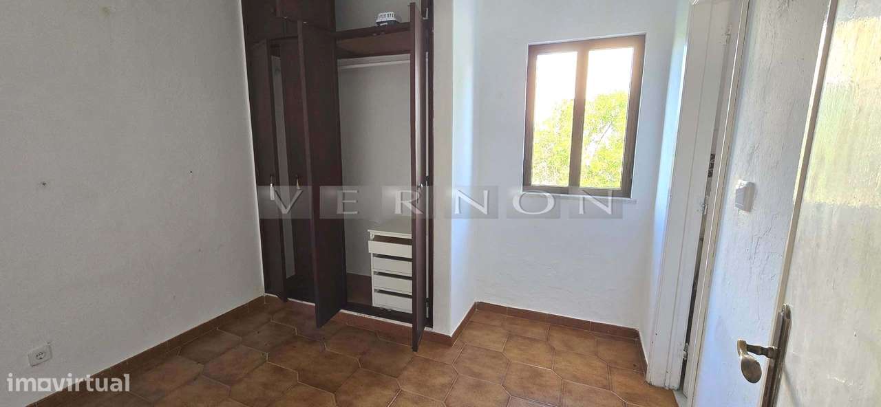 Algarve, Carvoeiro, para venda, moradia T3 com garagem, em localização-17