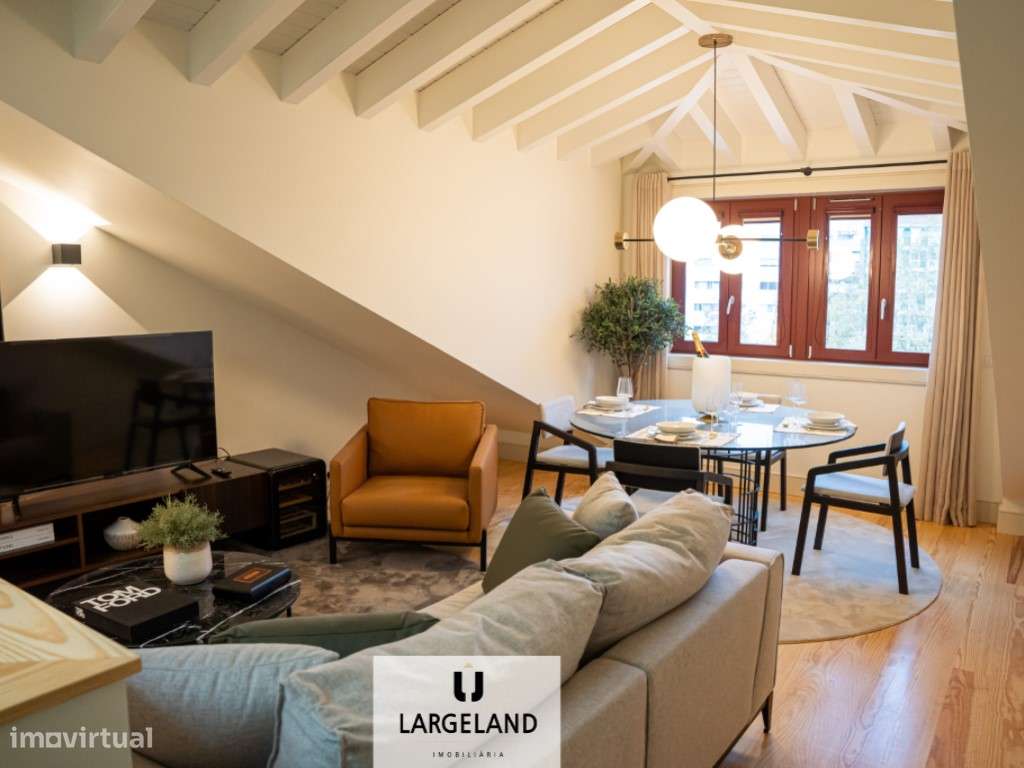 Apartamento T2 Duplex - Cedofeita - Grande imagem: 3/11