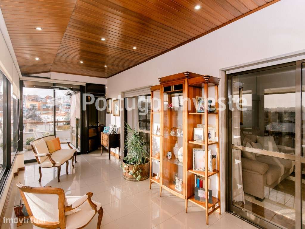 Excepcional apartamento de 4 assoalhadas na Cova da Piedade - Almada-8