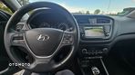 Hyundai i20 1.4 Premium - 13