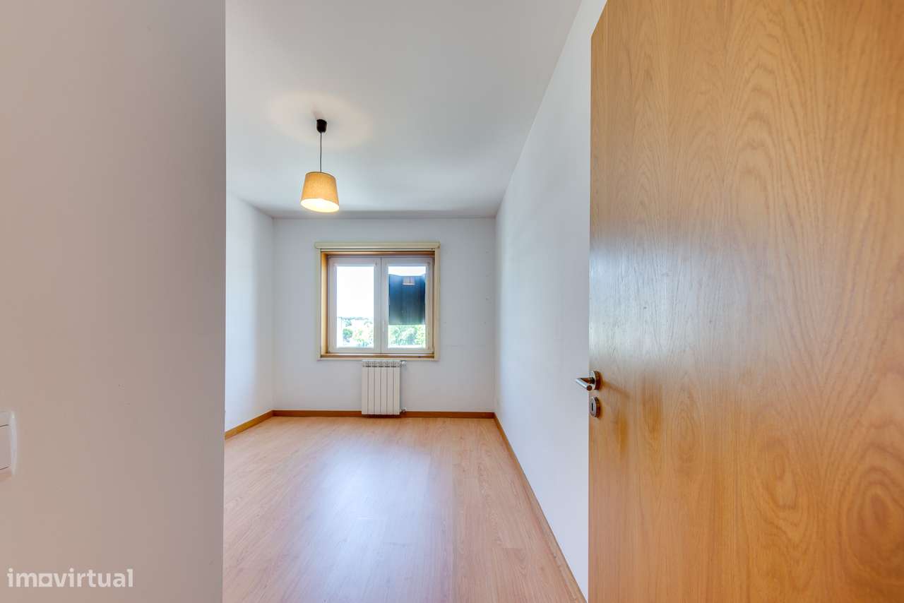 Apartamento T3 Venda em Ramalde,Porto-18