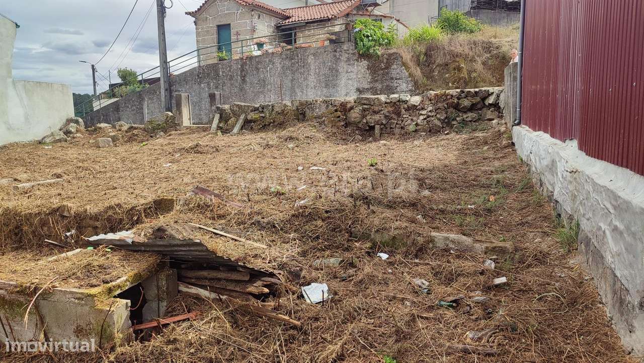 Moradia para restauro em Gondalães, Paredes - Grande imagem: 2/3