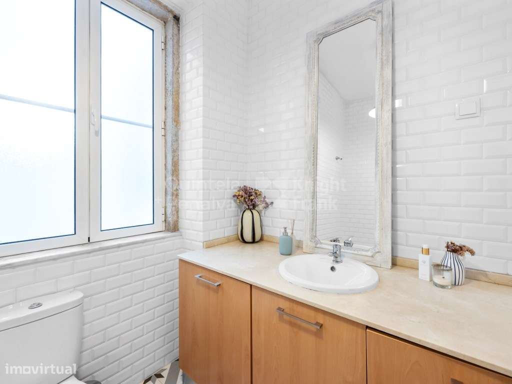 Apartamento T3 totalmente remodelado, São Bento, Lisboa-9