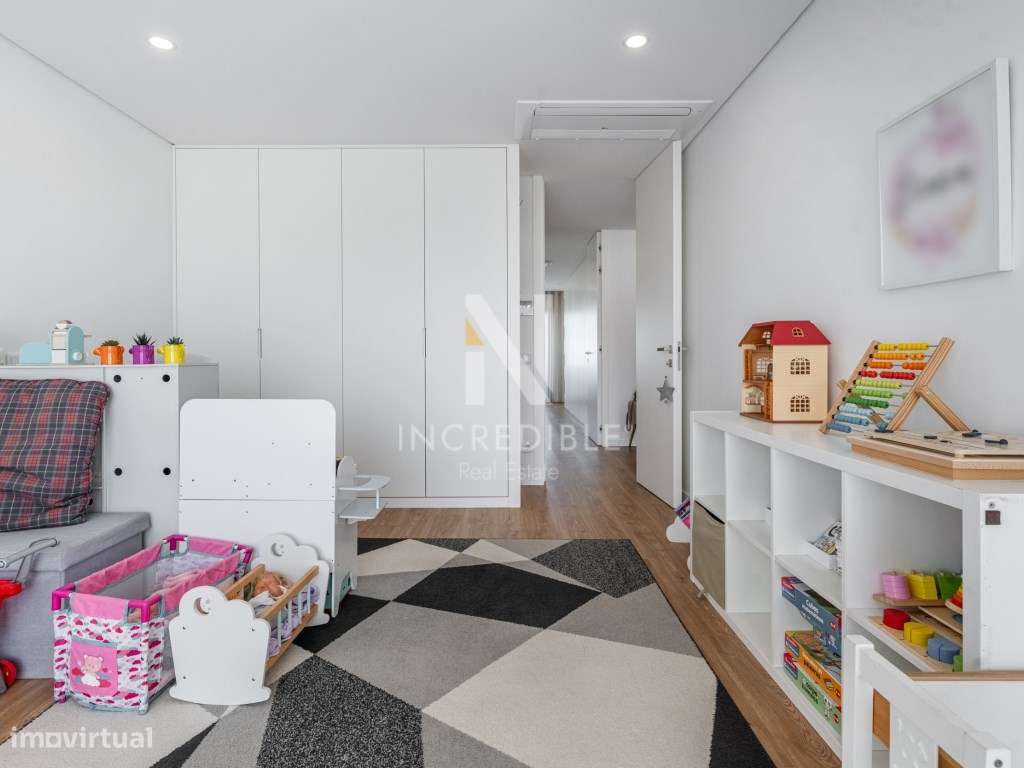 MORADIA T3 SEMI-NOVA EM GAVETO - MERELIM, BRAGA-18