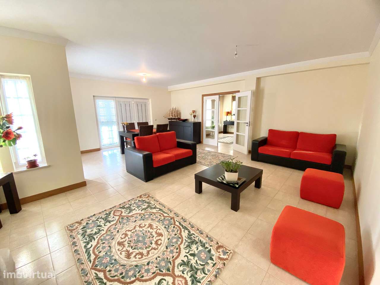 Moradia T4 + T1 Elegante e sofisticada em Figueira da Foz-12