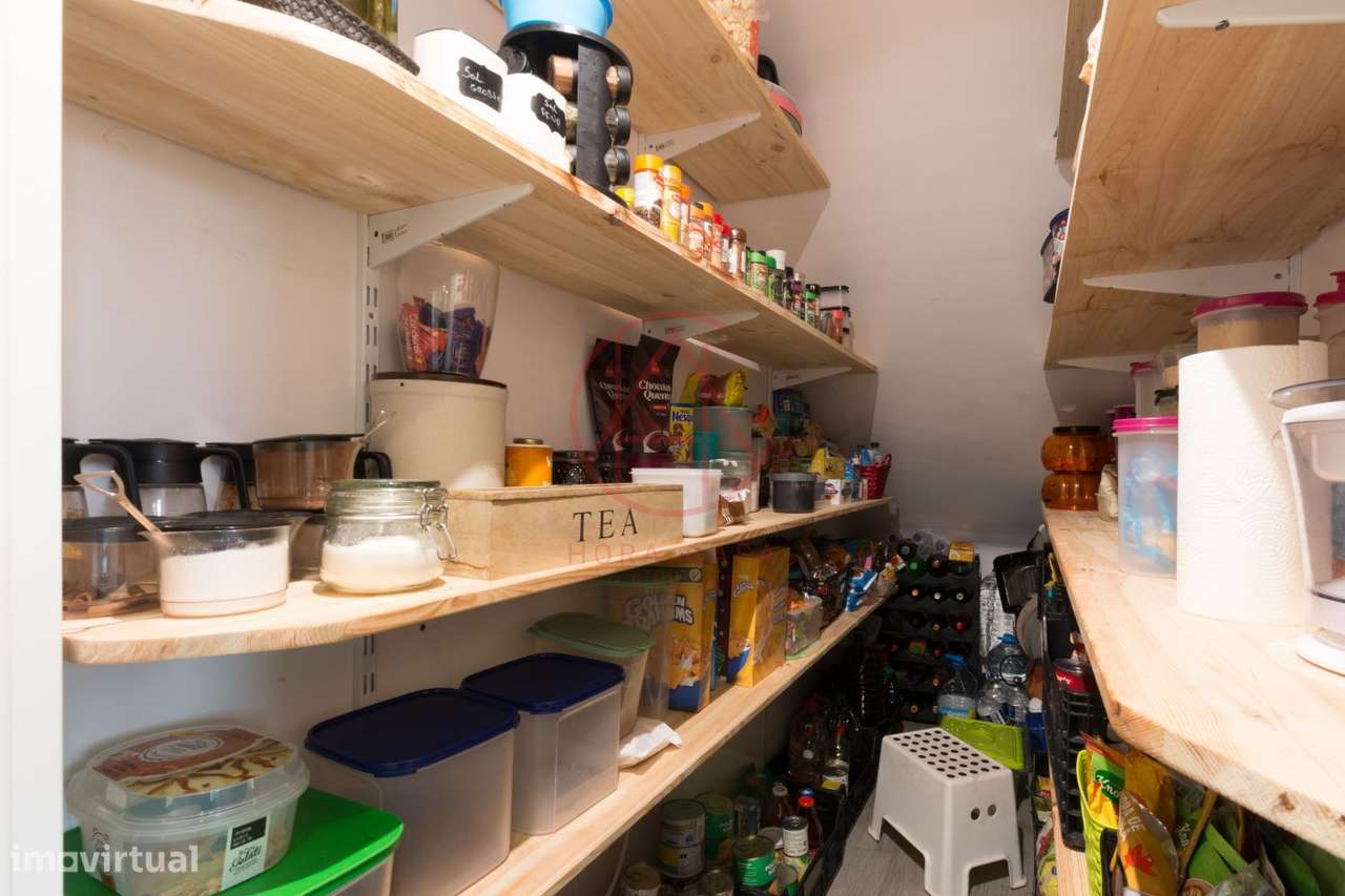 Moradia em Fernão Ferro – Privacidade, Conforto e Acesso rápido a-29