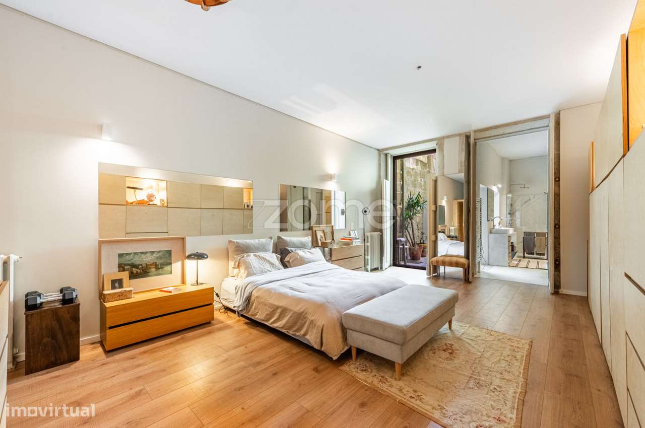 Apartamento T2 De Luxo Com Jardim Na Rua Do Bonfim Porto