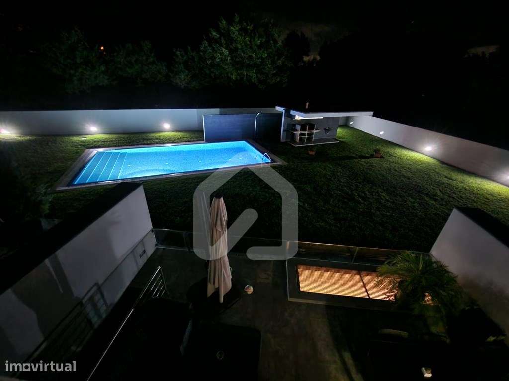 Moradia T3 + T0 em Condomínio Fechado com Piscina à Venda em Vila N...-18