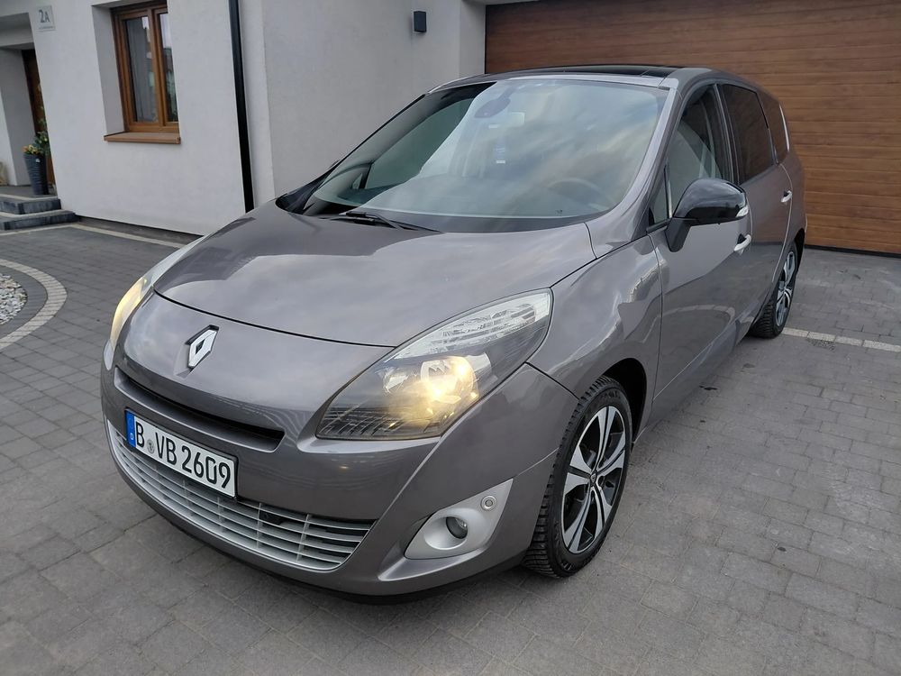 Renault Grand Scenic III TCe 130 Bose Edition 2011
