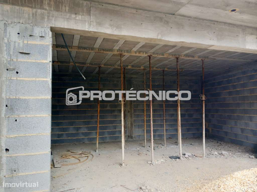 Moradia T4 Isolada – Santa Joana - Grande imagem: 4/10