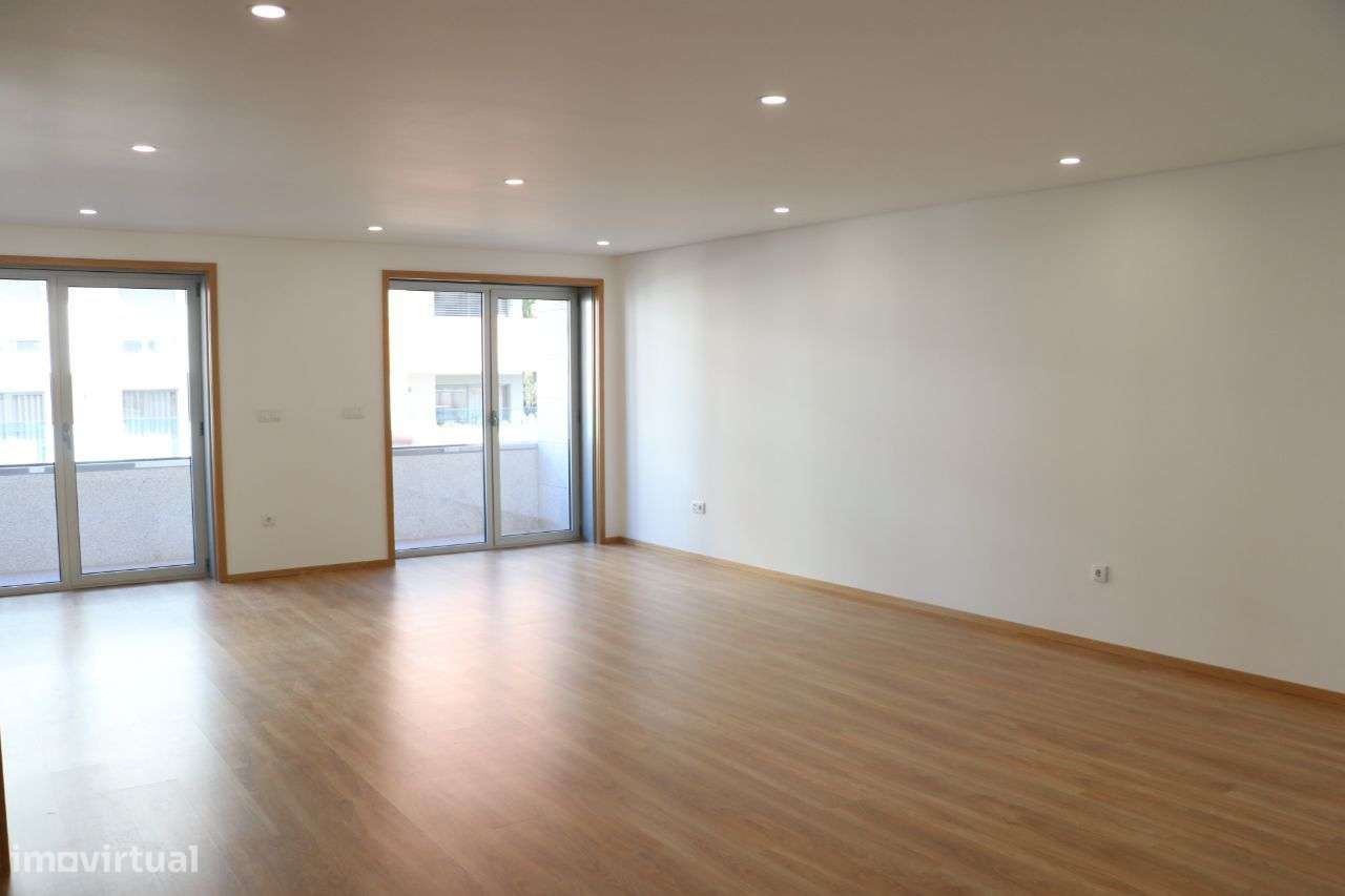 T3 Próximo ao centro - Grande imagem: 3/37