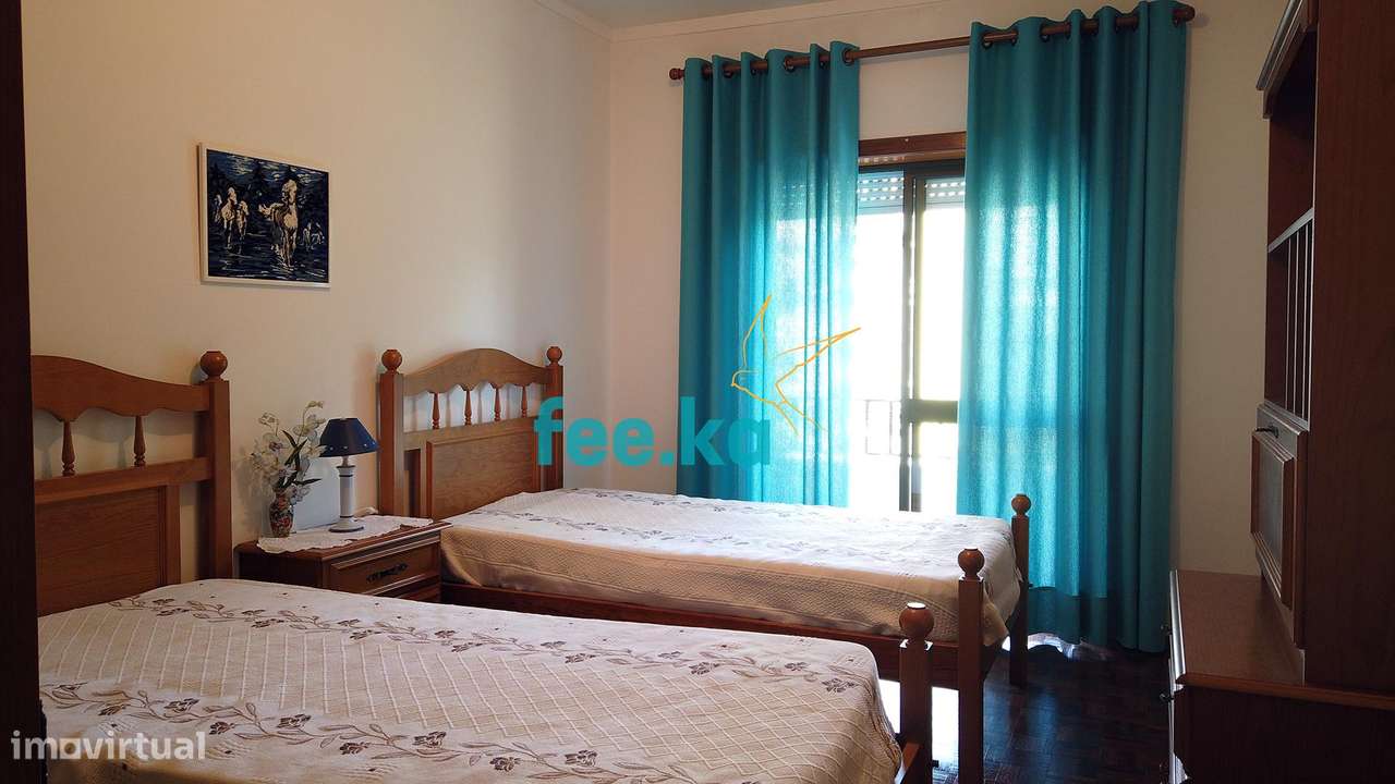 Apartamento T4 com Garagem-14