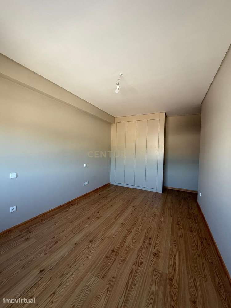Apartamento Renovado em Braga (São Vítor) com Vista Panorâmica-15