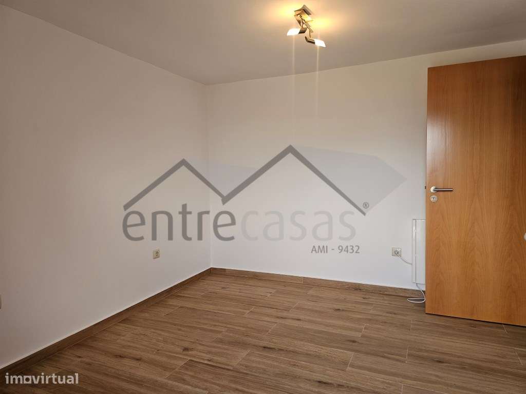 Moradia T3 em Pedra com Piscina | Candemil, Vila Nova de Cerveira-13