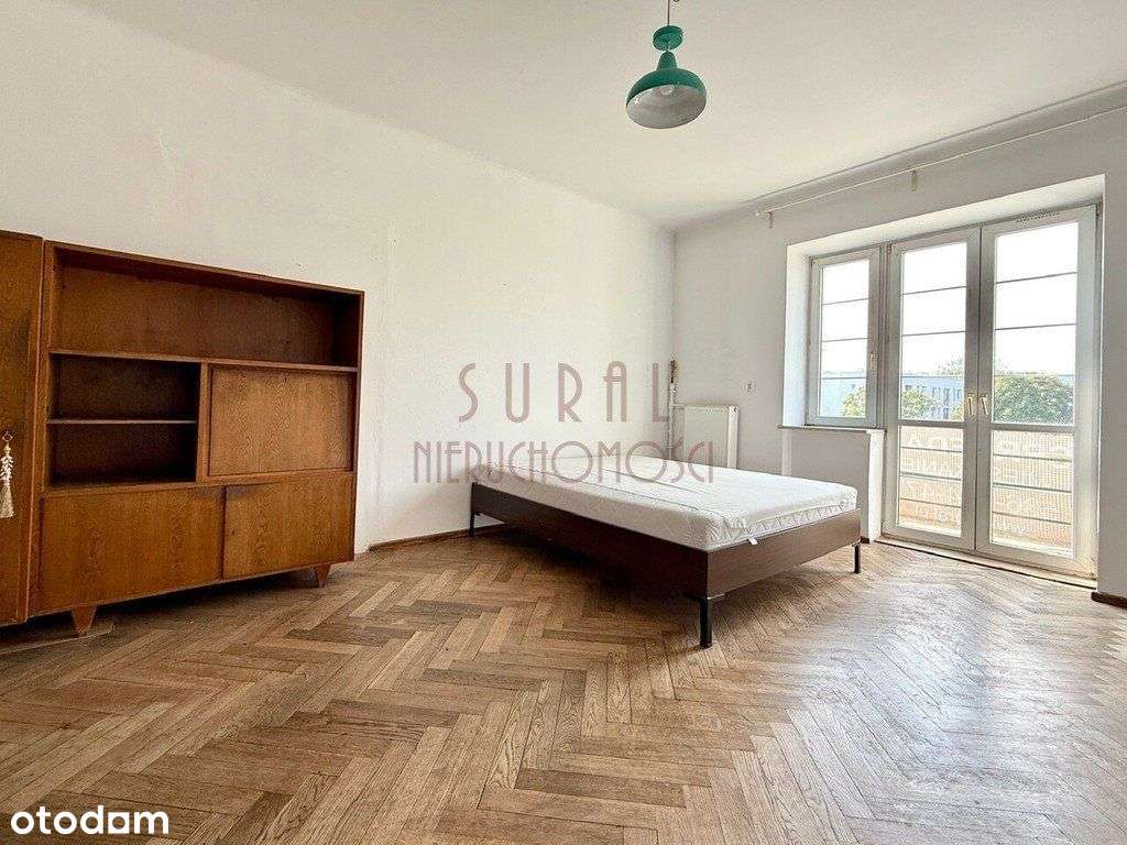 przy Szwoleżerów/kamienica 1932 r./do remontu-2