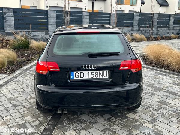 Audi A3 2.0 TDI Ambiente - 15