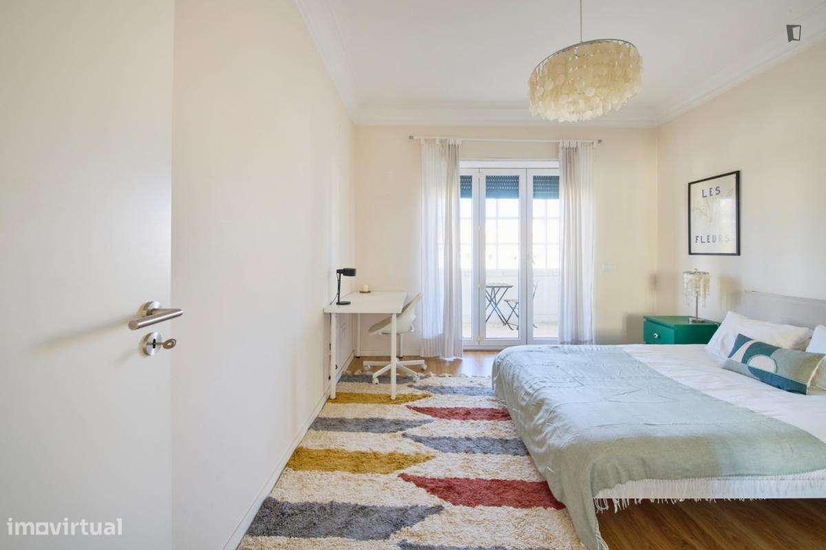 Quarto - localizado em Roma-Areeiro Lisbon - Grande imagem: 2/42