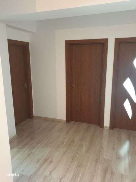 Apartament 3 camere decomandat 74mp utili