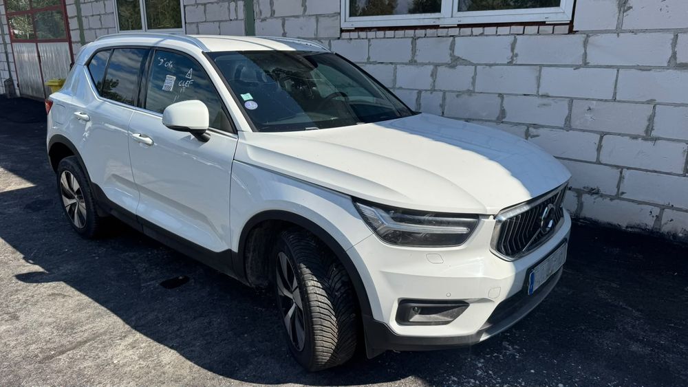Volvo XC40 T5 Plug-In Hybrid Core 2021