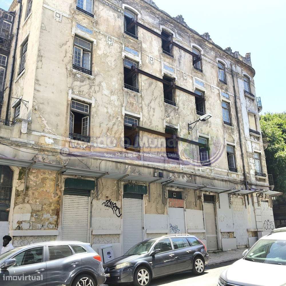 Prédio em Lisboa (LXLX009) - Grande imagem: 2/16