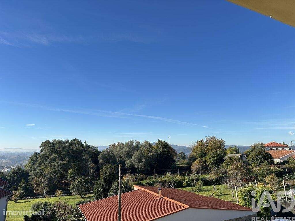 Moradia em banda T3 em Lage de 197 m2 - Grande imagem: 5/40