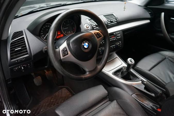 BMW Seria 1 120d - 18