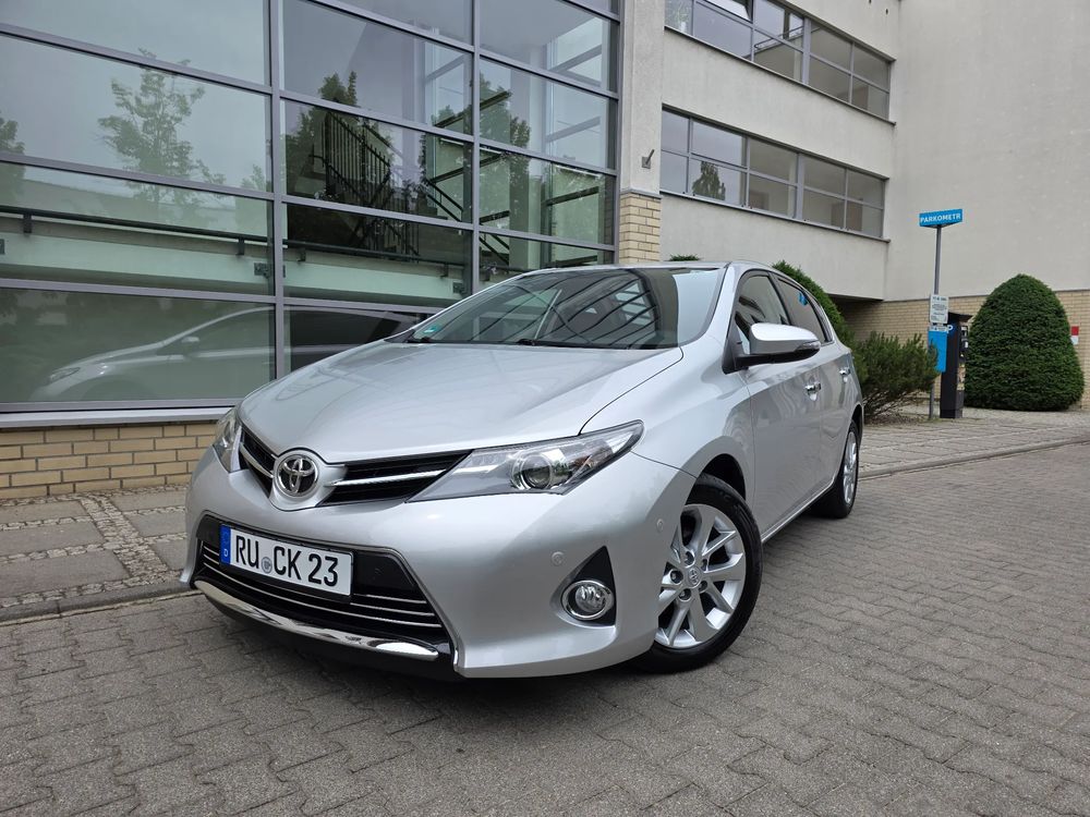 Toyota Auris II 2014
