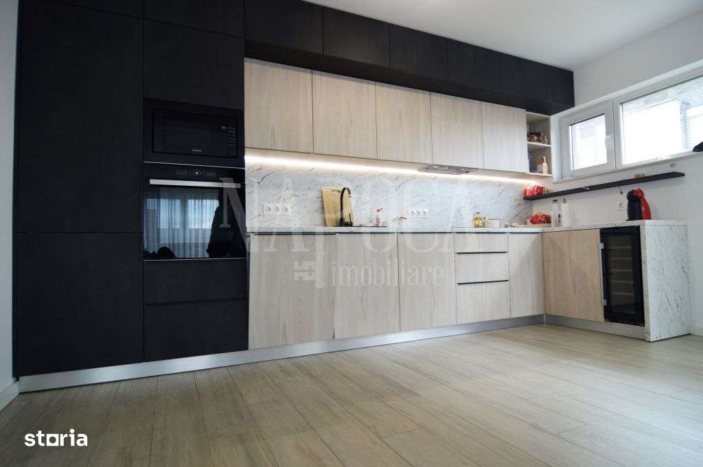 Casa 5 camere de vanzare in Floresti-5