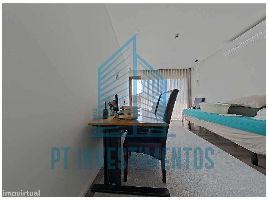 Moradia semi-nova T5+1 em Santa Joana - Aveiro-47