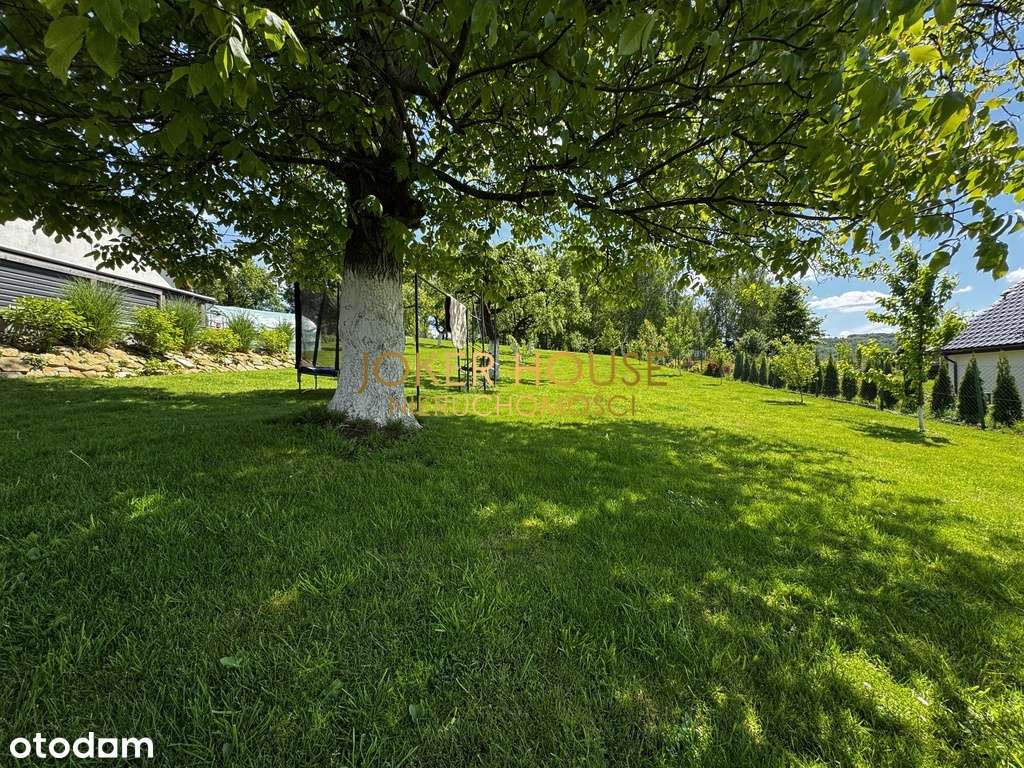 Zamieszkaj wśród zieleni! Odnowiony dom!-1