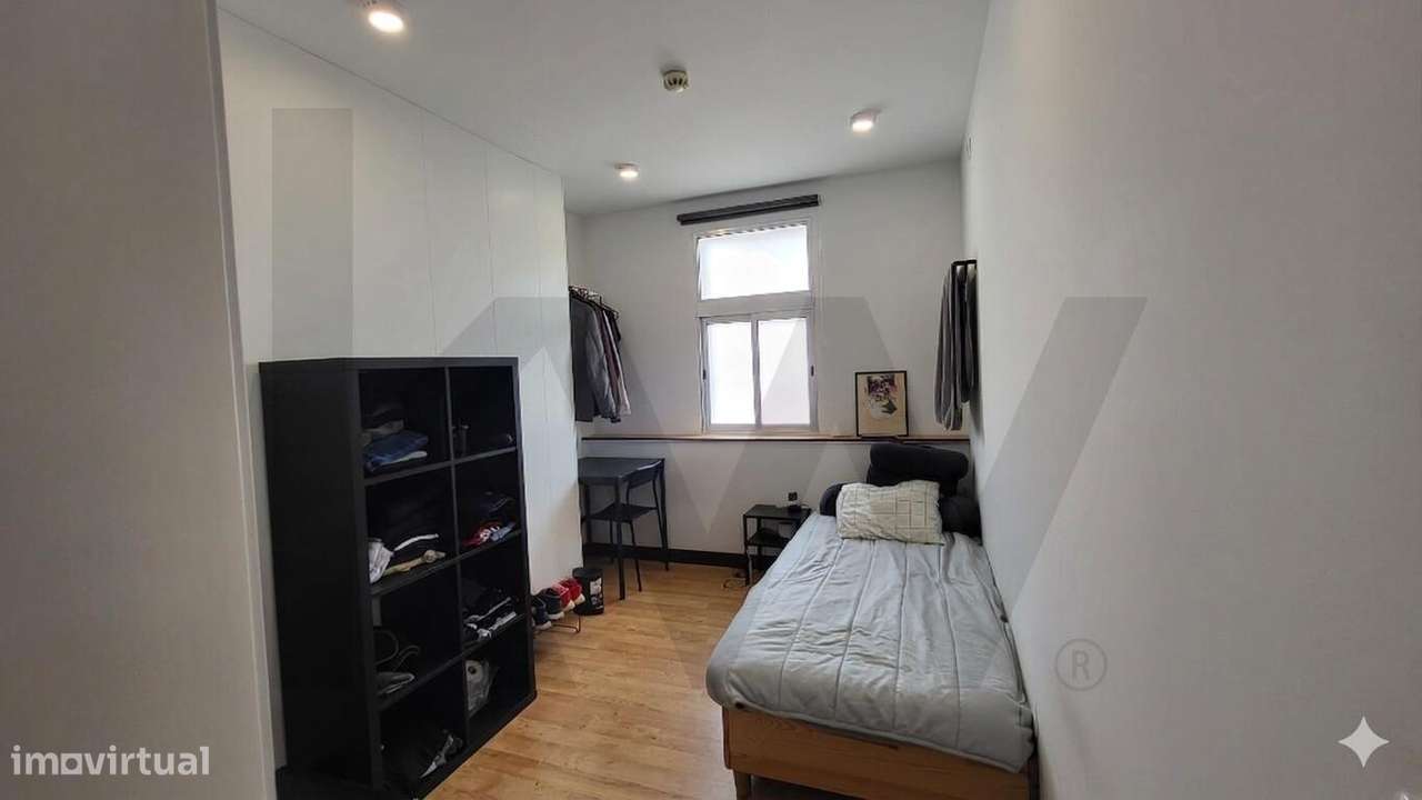 Escritório com potencial para habitação/ arrendamento no centro de Ave - Grande imagem: 4/12