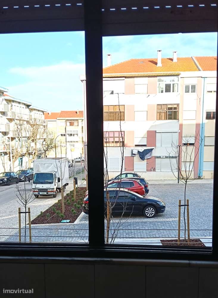 3 Assoalhadas | 3 frentes, boa localização-18