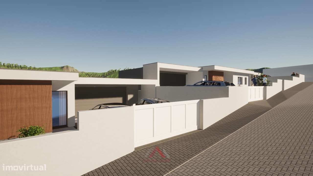 Moradia T4 com 3 Suites + Jardim-6