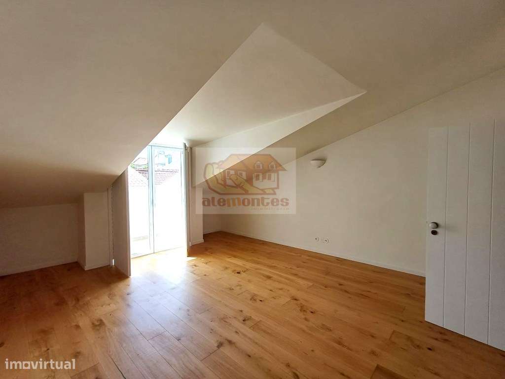 Moradia renovada - centro-8